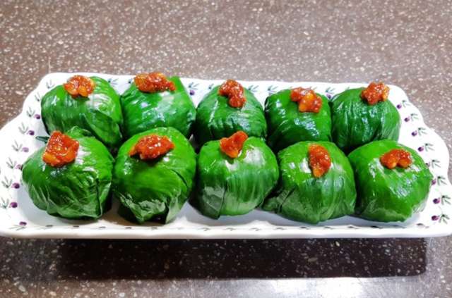 산마늘 주먹밥